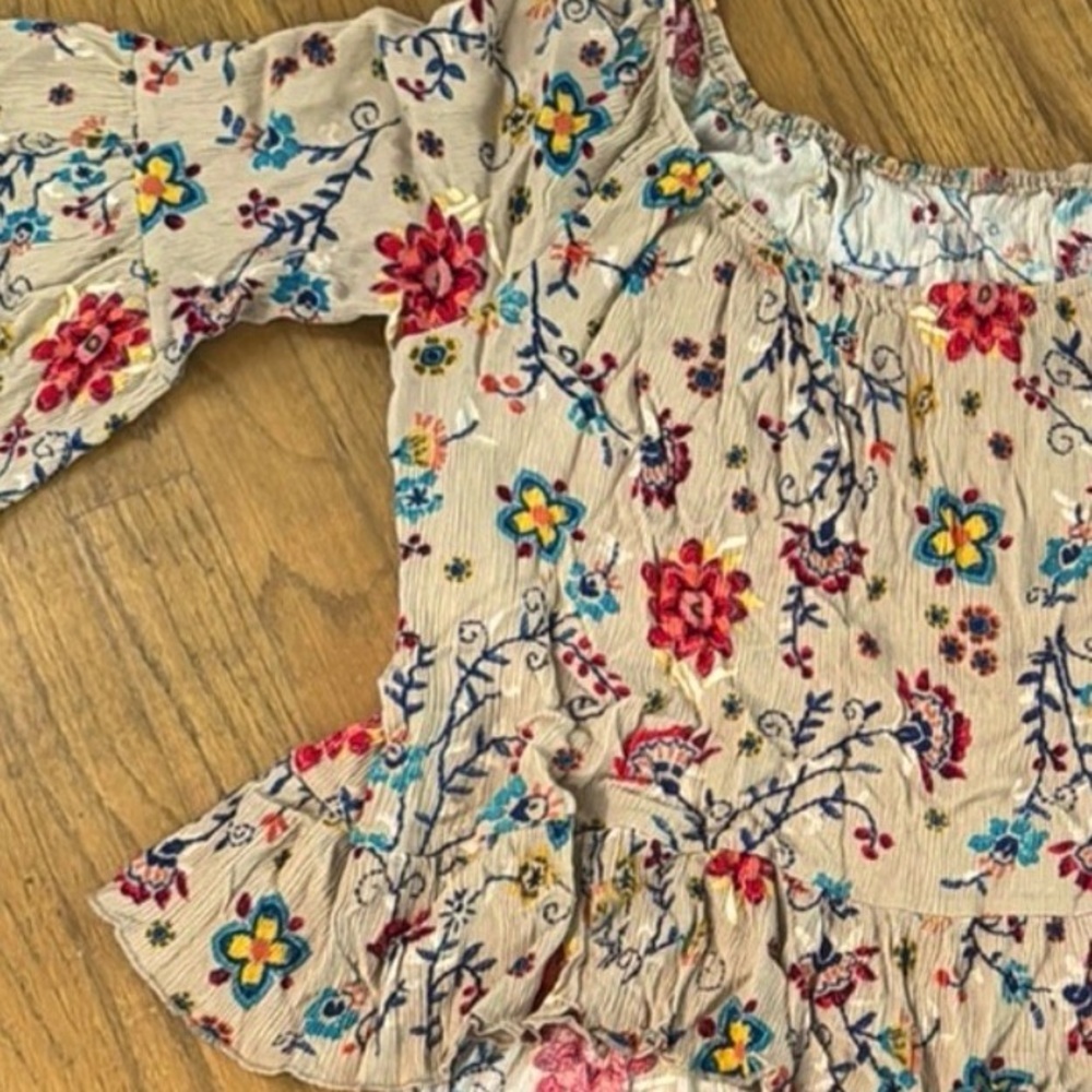 Floral Cropped Top L | Off shoulder cropped top L